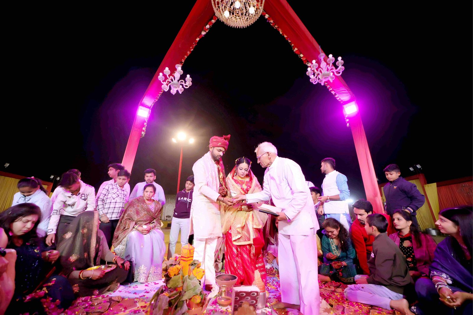Best Wedding Photographer in Jhansi – Capture Your Beautiful Story with Fotofilms - Fotofilms by FilmmyBhaiya Rohit Prajapati Best Photographer in Jhansi